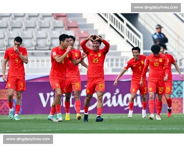 国足2014对阵泰国全解析：胜负背后的战术与球员表现盘点